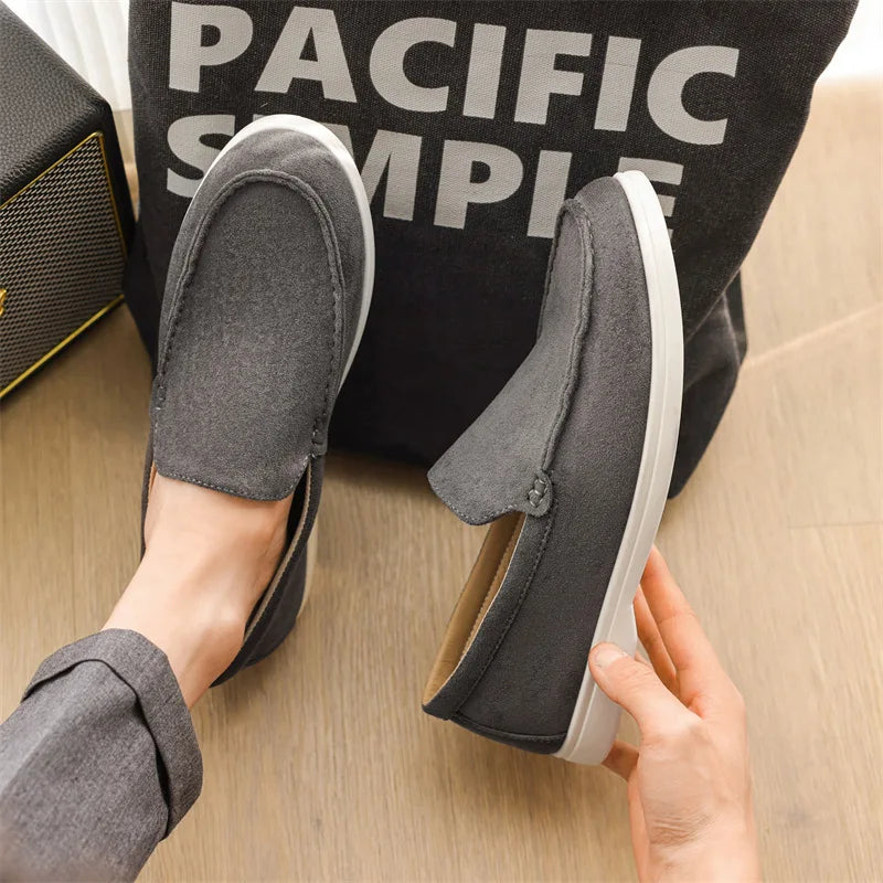 Men's Casual Shoes Suede Leather Loafers Classic British Style Men Shoes Lightweight Soft Moccasins Male Slip on Driving Flats